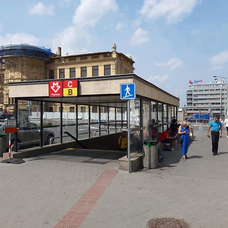 Apartamento Viaducto De Karlin - Aparment Praga Exterior foto