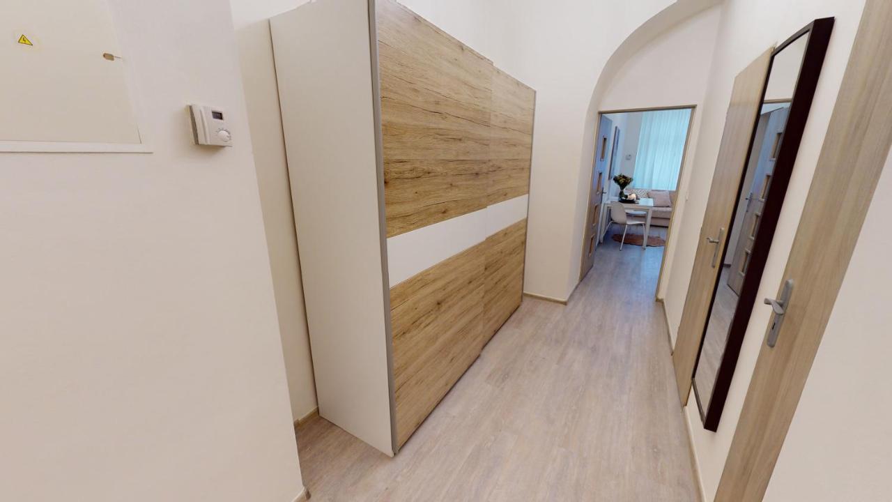 Apartamento Viaducto De Karlin - Aparment Praga Exterior foto